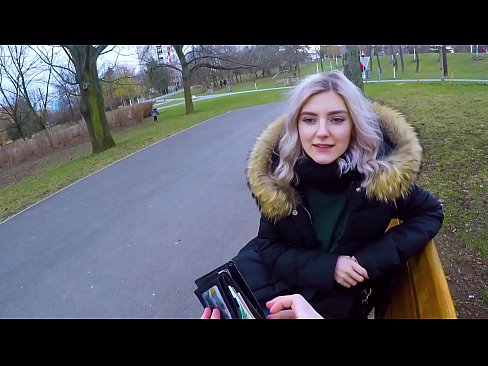 ❤️ Traga o semen quente dun estraño por diñeiro - mamada no parque de Eva Elfie ❤️❌ Follar en nós ﹏